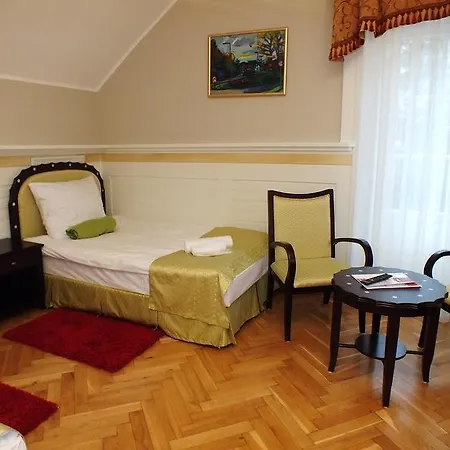 Hotel Dom Pracy Twórczej *