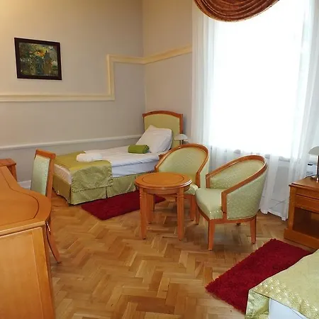 Hotel Dom Pracy Tworczej *