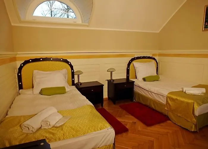 Hotel Dom Pracy Tworczej *