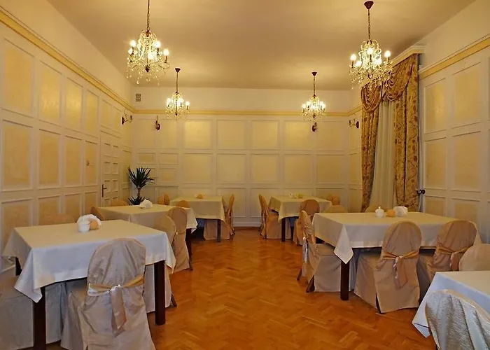 Hotel Dom Pracy Tworczej *