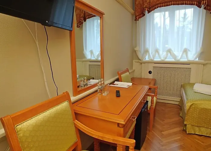 Hotel Dom Pracy Tworczej *