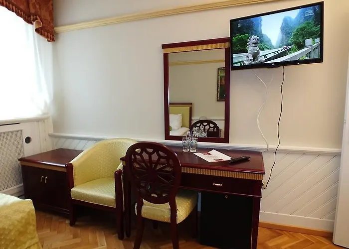 Hotel Dom Pracy Tworczej *