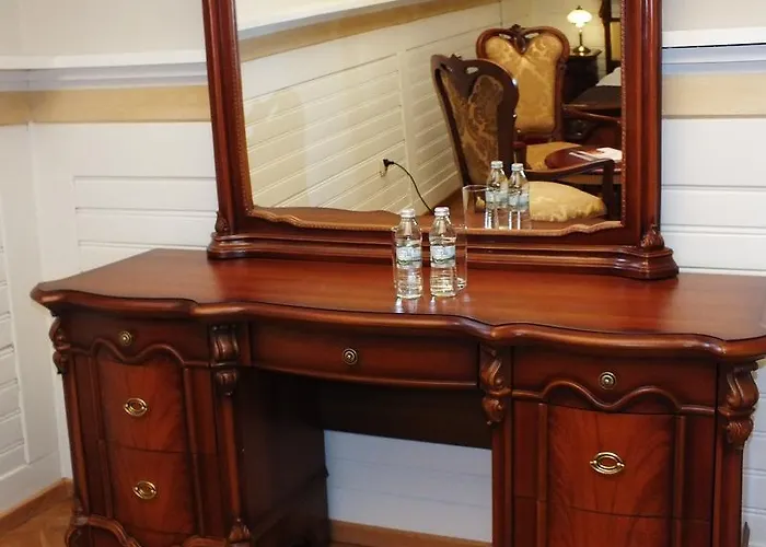 Hotel Dom Pracy Tworczej *