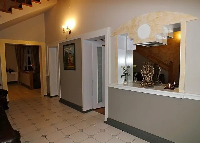 Dom Pracy Tworczej * Goluchow