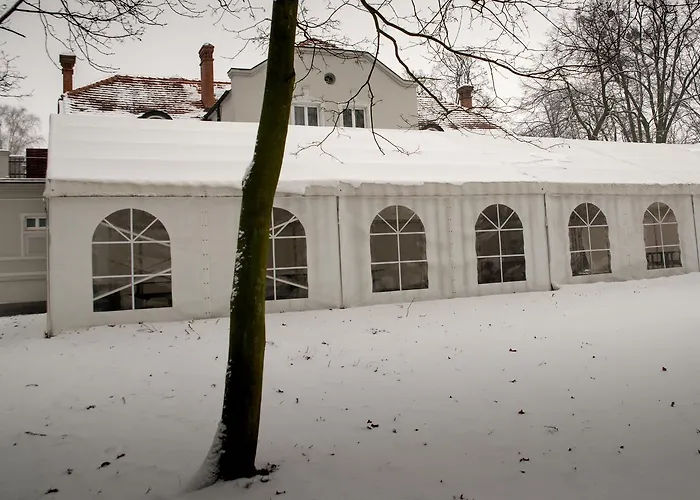 Hotel Dom Pracy Tworczej *